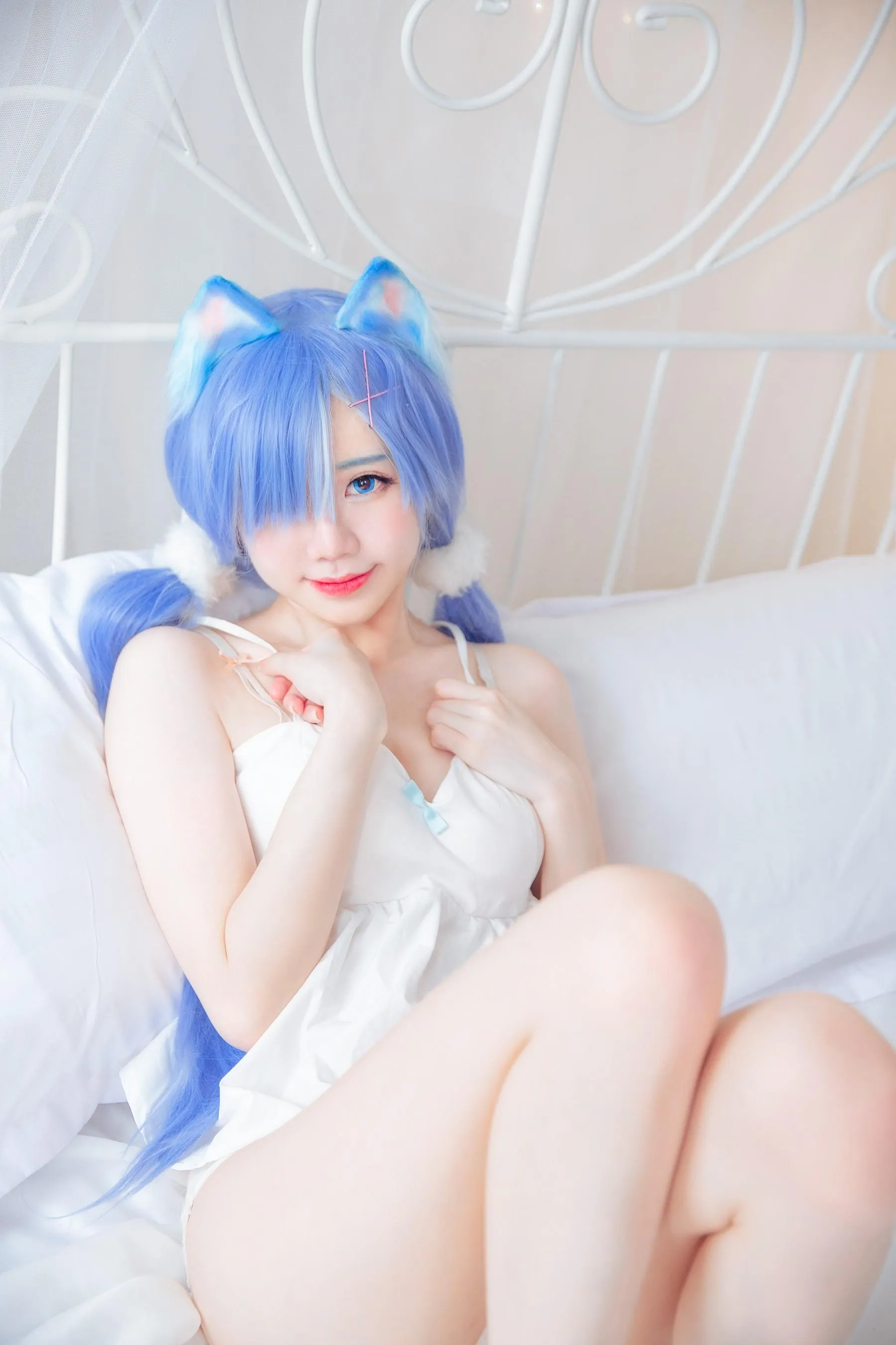 Sally Dorasnow – NO.22 Rem White Kitty [50P]插图3